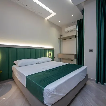 Ξενοδοχείο Royal Radhimë