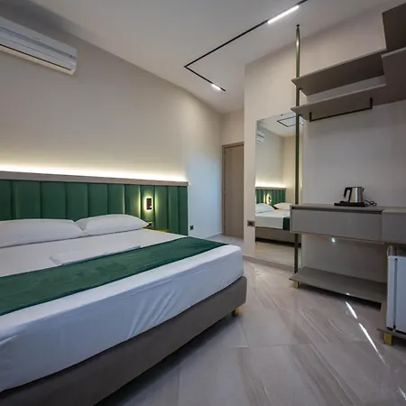 Ξενοδοχείο Royal 4*