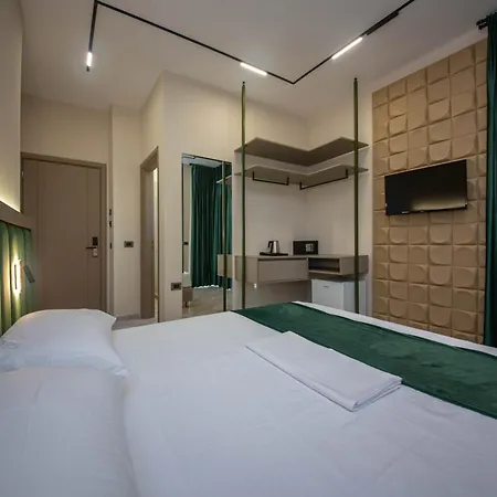 Royal Hotel Radhime