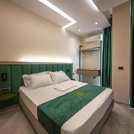 Ξενοδοχείο Royal Radhimë