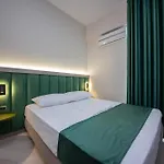 Отель Royal 4*