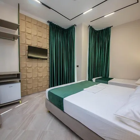 Royal Hotel 4*